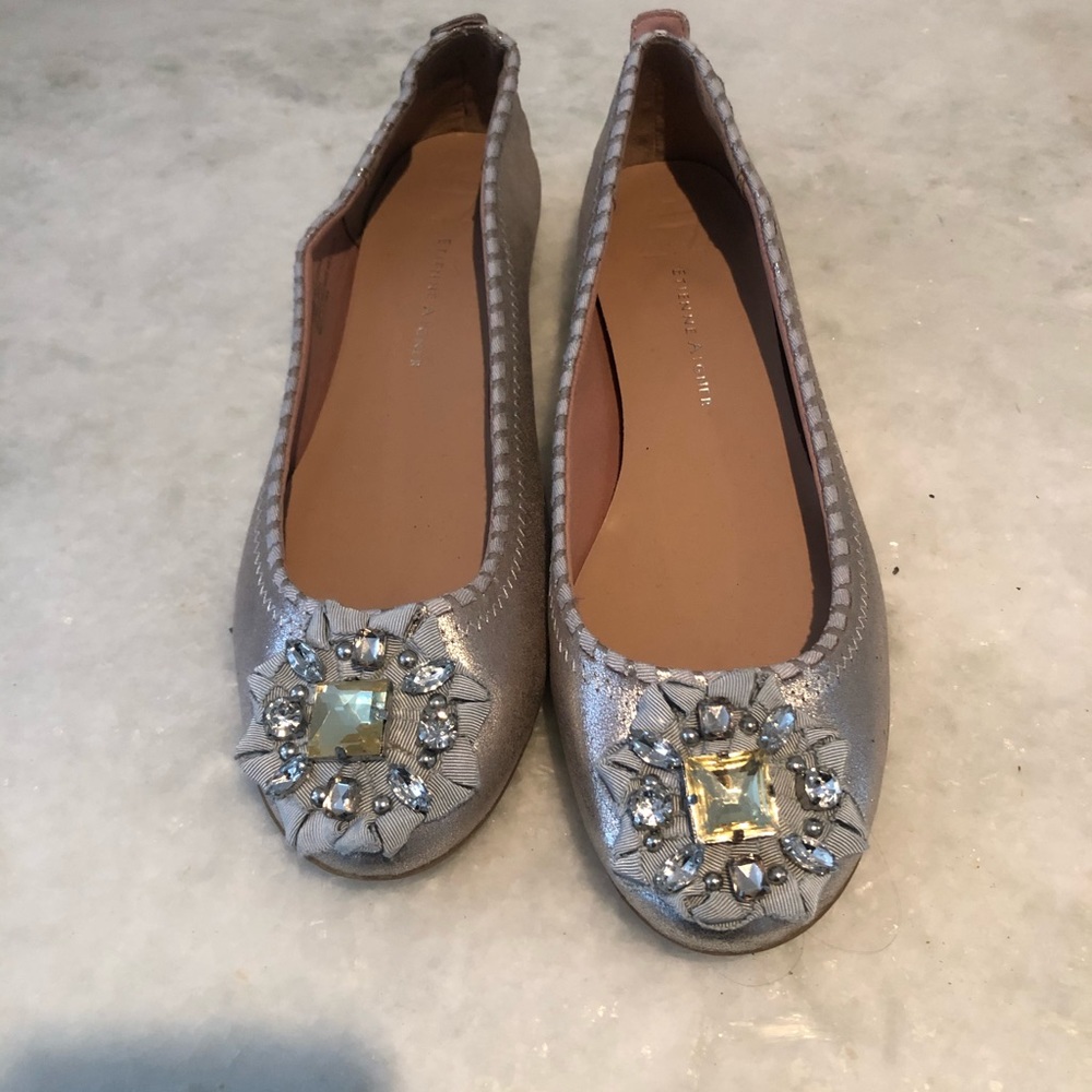 Women’s leather flats